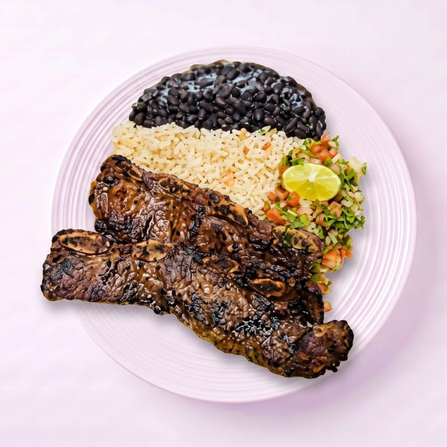 Costilla de Res a la Parrilla (Grilled Beef Ribs).